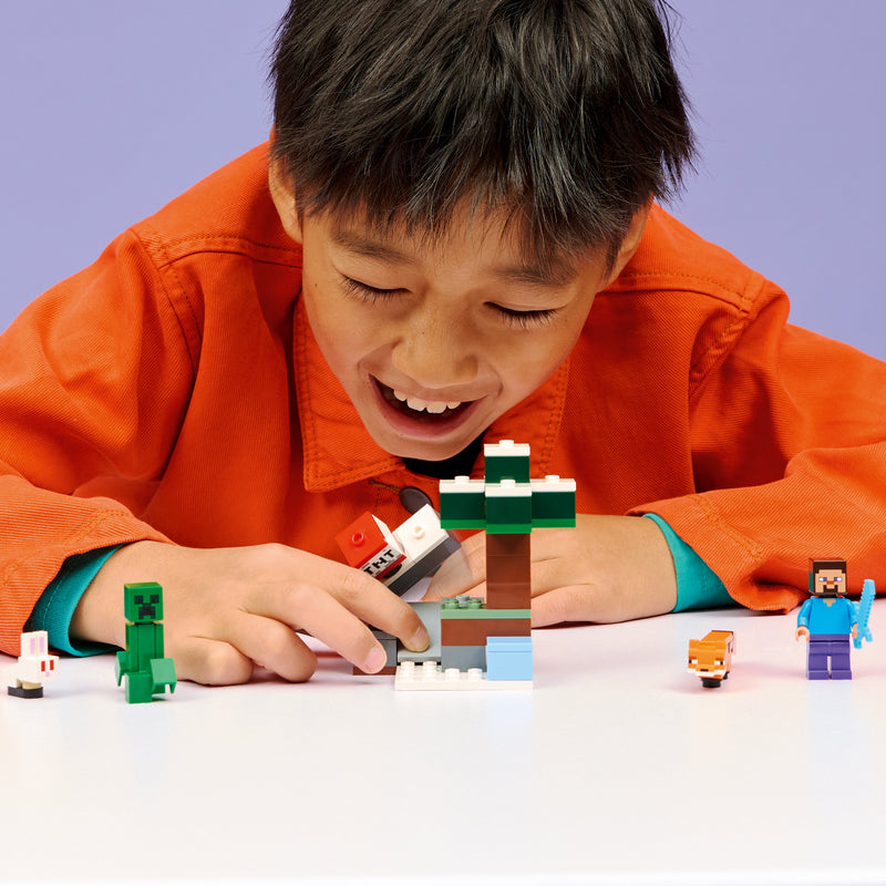 LEGO® Minecraft® Steve's Taiga Adventure