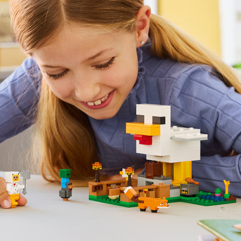 LEGO® Minecraft® Chicken Farm